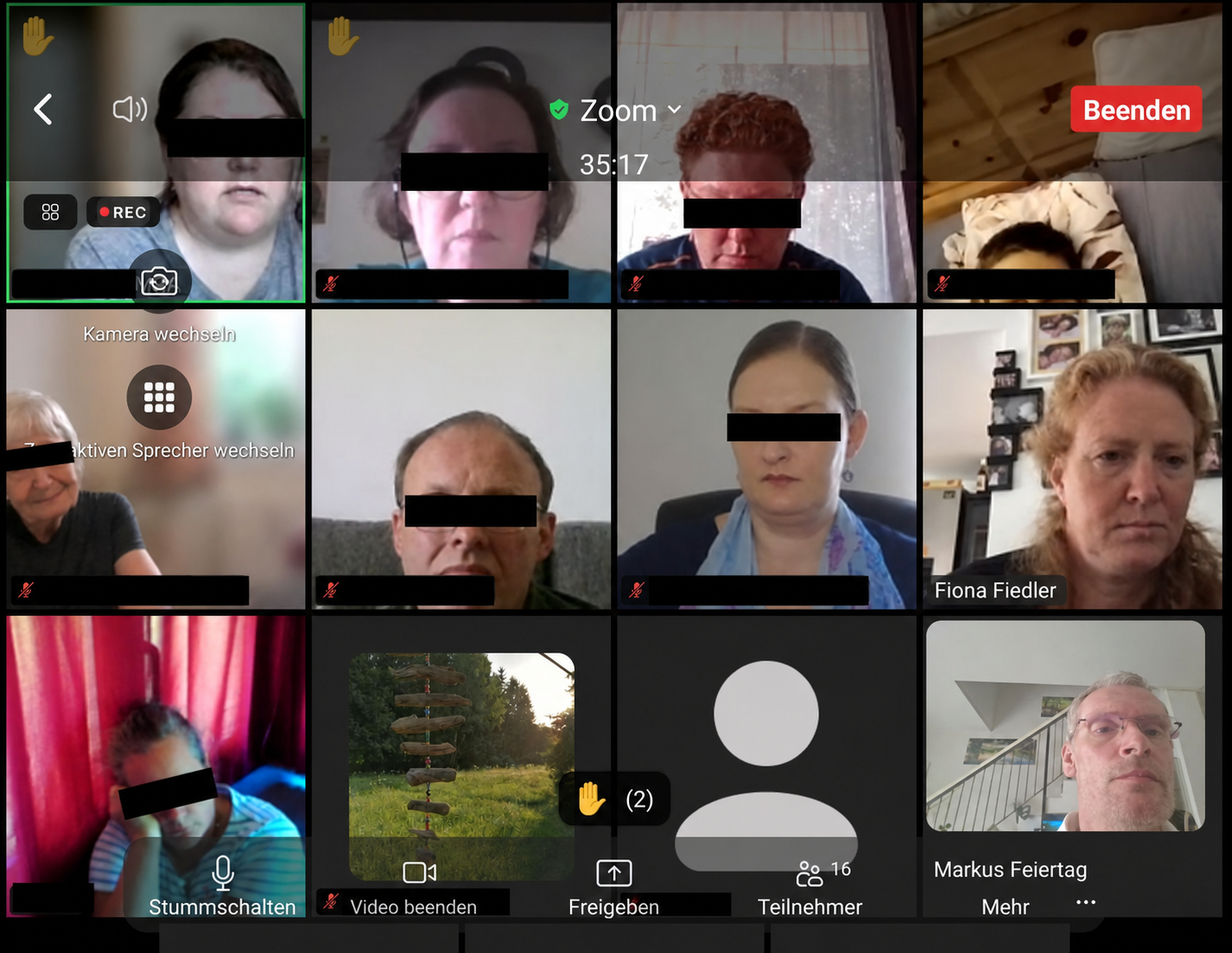 Anonymisierte Ansicht des Online-Meetings mit Fiona Fiedler und Markus Feiertag